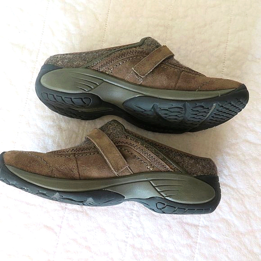 Women's Merrill Leather Wool Ortholite Mule Shoes